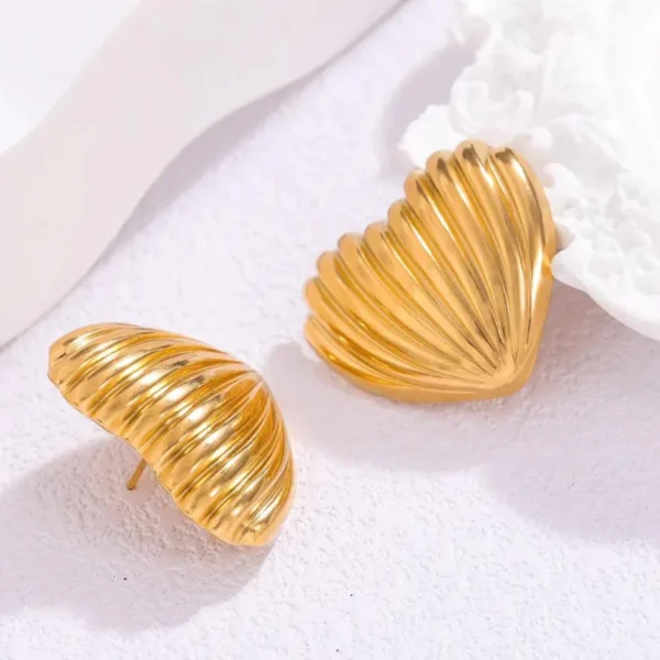Shell Like Heart Anti Tarnish Earings