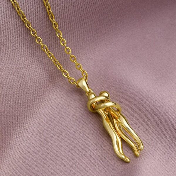 Hug Me Anti Tarnish Necklace